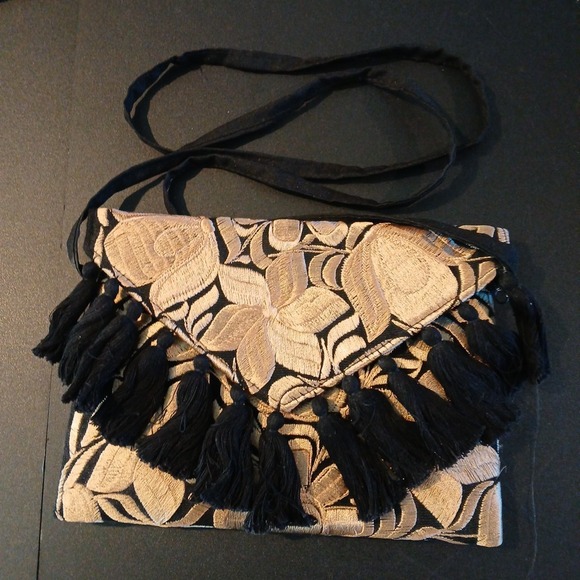 The Unbranded Brand Handbags - Black and Gold Envelope Clutch Purse Bag with Black‎ Cotton Tassels NWOT!